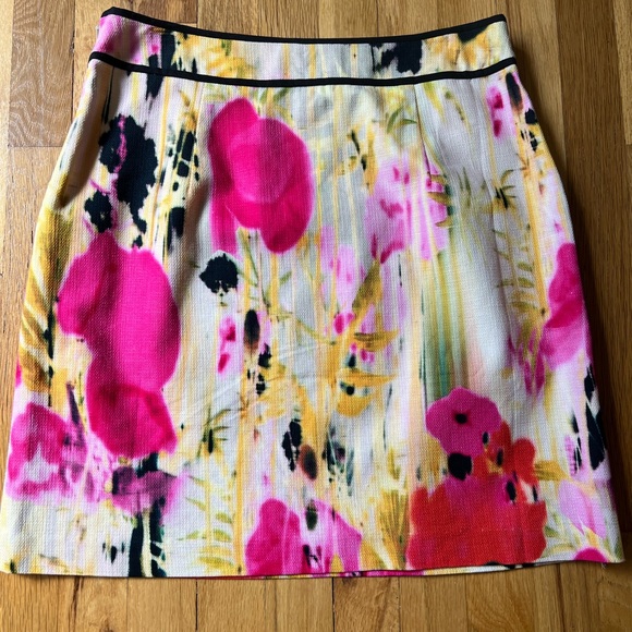 Spring mini skirt from Anthropologie - Picture 2 of 3